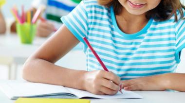 Realizan una campaña de recolección de útiles para alumnos de primaria