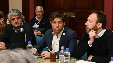 Los estatales presionan a Kicillof por mejoras salariales: “No podemos ser la variante de ajuste”