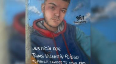 Homenaje a Tomás Pliego: pintaron un mural en su memoria en Banfield