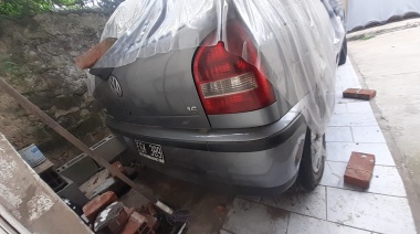 Denunció que le robaron el auto en Banfield, pero la descubrieron y terminó en la comisaría