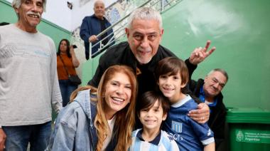 "Con la esperanza de un país para todos", Ferraresi votó en Sarandí