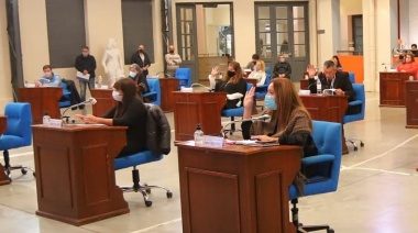 Convenio por tierras y agua potable para Villa inflamable, los ejes de la disputa en el Concejo