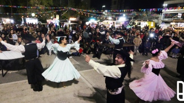 Lanús celebró el 25 de Mayo en Escalada