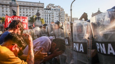 Ley ómnibus: Se produjeron incidentes frente al Congreso