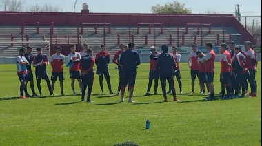 “La idea es presionar y ser protagonistas en todas las canchas”