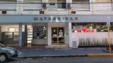 Situación crítica de los trabajadores de la Clínica Maternal de Lomas