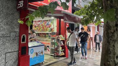 Comerciantes de Avellaneda, aseveraron que “aumentó mucho el fiado porque la plata no le alcanza a la gente”