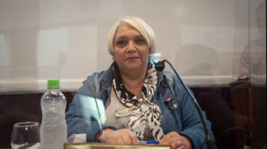 Sierra: "Es una falta de respeto pensar que poner unos pocos de pesos en los bolsillos de la gente cambiará la historia"