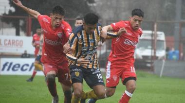 Los Andes sigue sin encontrar el rumbo