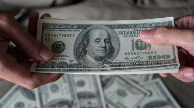 Vacarezza: “Argentina se sigue endeudando, y el mundo financiero se va a llevar los recursos naturales”