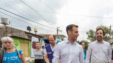 Vecinos reclaman medidas al intendente de Lanús y desde el peronismo piden: “Qué fumigue la militancia”