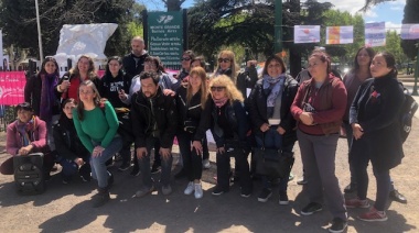 Suteba Multicolor de Esteban Echeverría se manifestó en reclamo de un "sueldo digno"