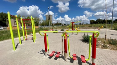 En el Parque Don Orione instalan juegos infantiles e infraestructura para hacer ejercicio y deportes