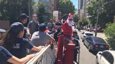 Papá Noel visitará Lomas de Zamora junto a los bomberos voluntarios