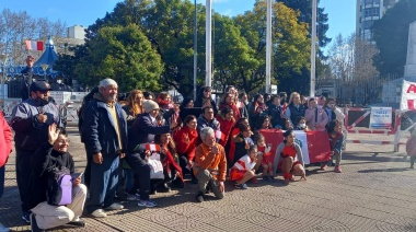 La colectividad peruana de Lomas celebró el Día de la Independencia
