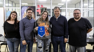 Cascallares y Fabiani recibieron a una vecina de Longchamps campeona de danza