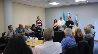 Ofrecen facilidades para que familias del barrio Policial escrituren sus viviendas sin hipotecas