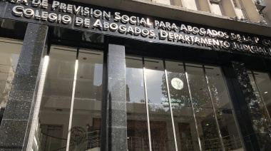 Preocupación por un proyecto libertario que busca eliminar los colegios profesionales