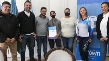 El Municipio acompaña a jóvenes que competirán en el Campeonato Nacional de Patín