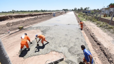 La obra de la avenida Capitán Olivera suma pavimento, veredas, hidráulica y luces Led