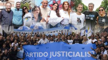 Los intendentes de la región, presentes en la multitudinaria marcha por el Día de la Memoria