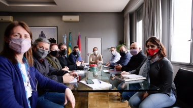 En su primera actividad como intendenta, Lesci recibió al equipo de Educación