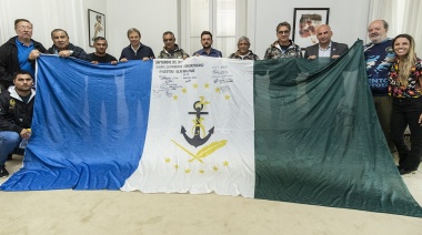 Cascallares y Fabiani, junto a los ex combatientes que viajarán a Malvinas