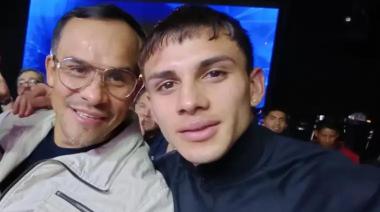 El boxeador lomense Dylan Ahumada brilló en México