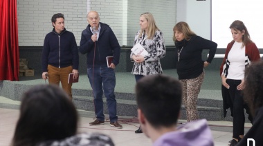 Grindetti y Sánchez Zinny supervisaron los cursos de "Superate"