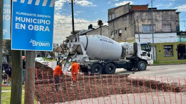 Almirante Brown profundiza su plan integral de mejora de calles y avenidas