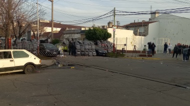 El pedido de justicia por Morena se vio opacado por incidentes frente a la comisaría