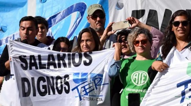 Los trabajadores perdieron en 13 meses más de un salario y medio por efecto de la inflación