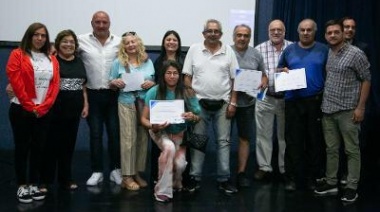 Entregan personerías jurídicas a instituciones del distrito
