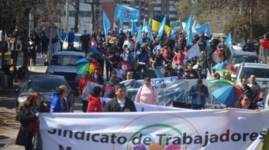 “El acampe va continuar hasta que se resuelva la instancia”, advierten los trabajadores municipales de Pinamar