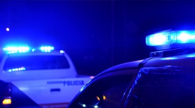 Su expareja policía le destrozó la pierna de un disparo estando embarazada y sigue libre