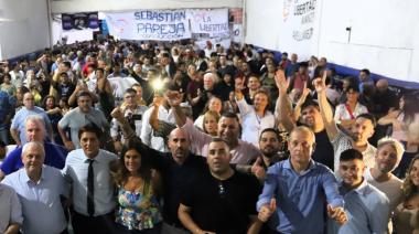 Una multitud de vecinos se sumaron al Plenario de LLA en Wilde