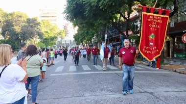 Comenzó la Semana de Malvinas con el tradicional desfile del Centro de Veteranos de Guerra