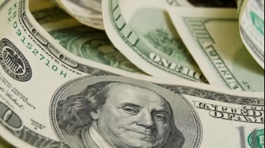 Beneficios del superavit fiscal y el tipo de cambio alto