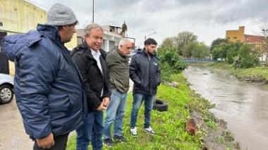 Cascallares supervisa el trabajo de los equipos municipales y la evolución de la tormenta