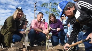 “Lanús es una ciudad que tiene serias deficiencias en materia ambiental”, alertó Galdurralde