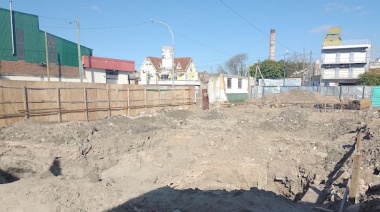 La Escuela “República de Panamá” sigue sin reconstruirse pero “funciona gracias a la ayuda de los alumnos”