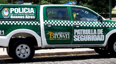 El hombre embestido por un patrullero pide que se hagan cargo del arreglo de su auto