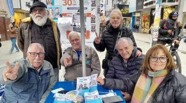 La vieja guardia de la JP lomense no abandona su militancia