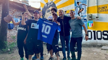 Manu Chao tocó en la casa de Maradona en Fiorito