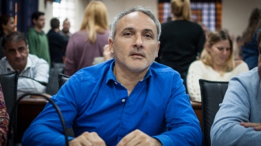 Para Mariano García, “tiene que ver con el ajuste que quieren llevar en Lanús a través de la provincia de Buenos Aires”