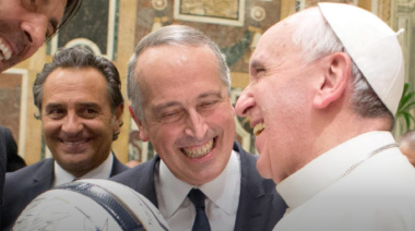 Los clubes de la región homenajearon al Papa Francisco
