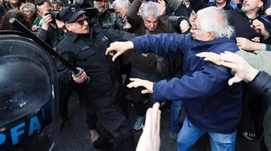 Fuerte repudio de ATE a la represión que sufrieron los jubilados en la marcha
