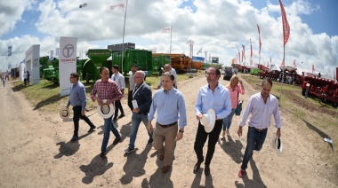 Gray visitó ExpoAgro 2019