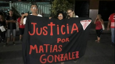 Cerraron la causa por el crimen de un joven y su familia asegura que “liberaron al asesino”