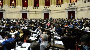 Diputados elige a sus autoridades y toma juramento a los legisladores electos